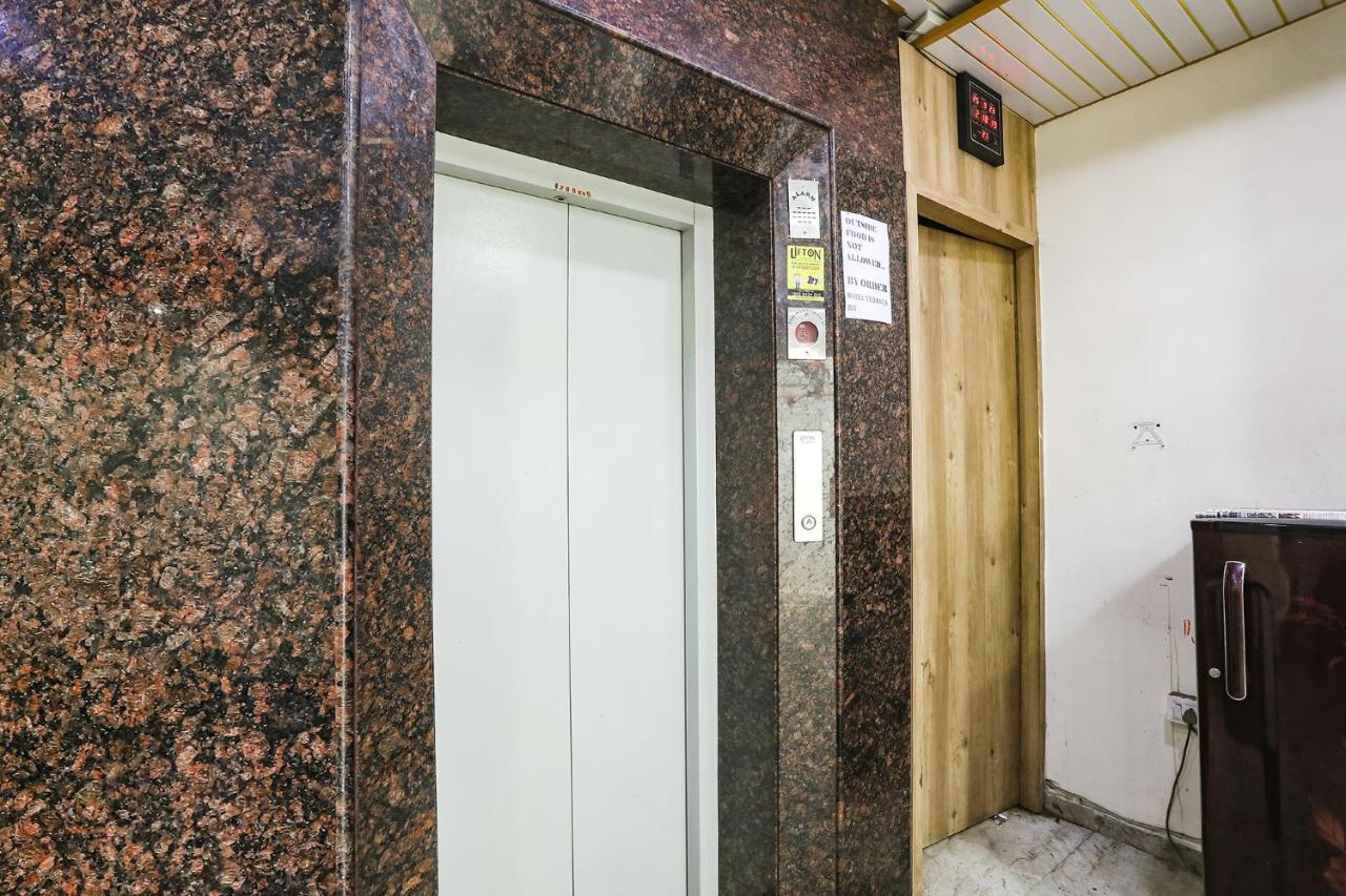 נאגפור Fabhotel Vedanta Inn - Nr Sitabudli Fort מראה חיצוני תמונה